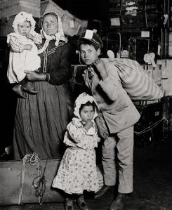 Lewis-Hine-Italian-immigrants-at-Ellis-Island-New-York-1905